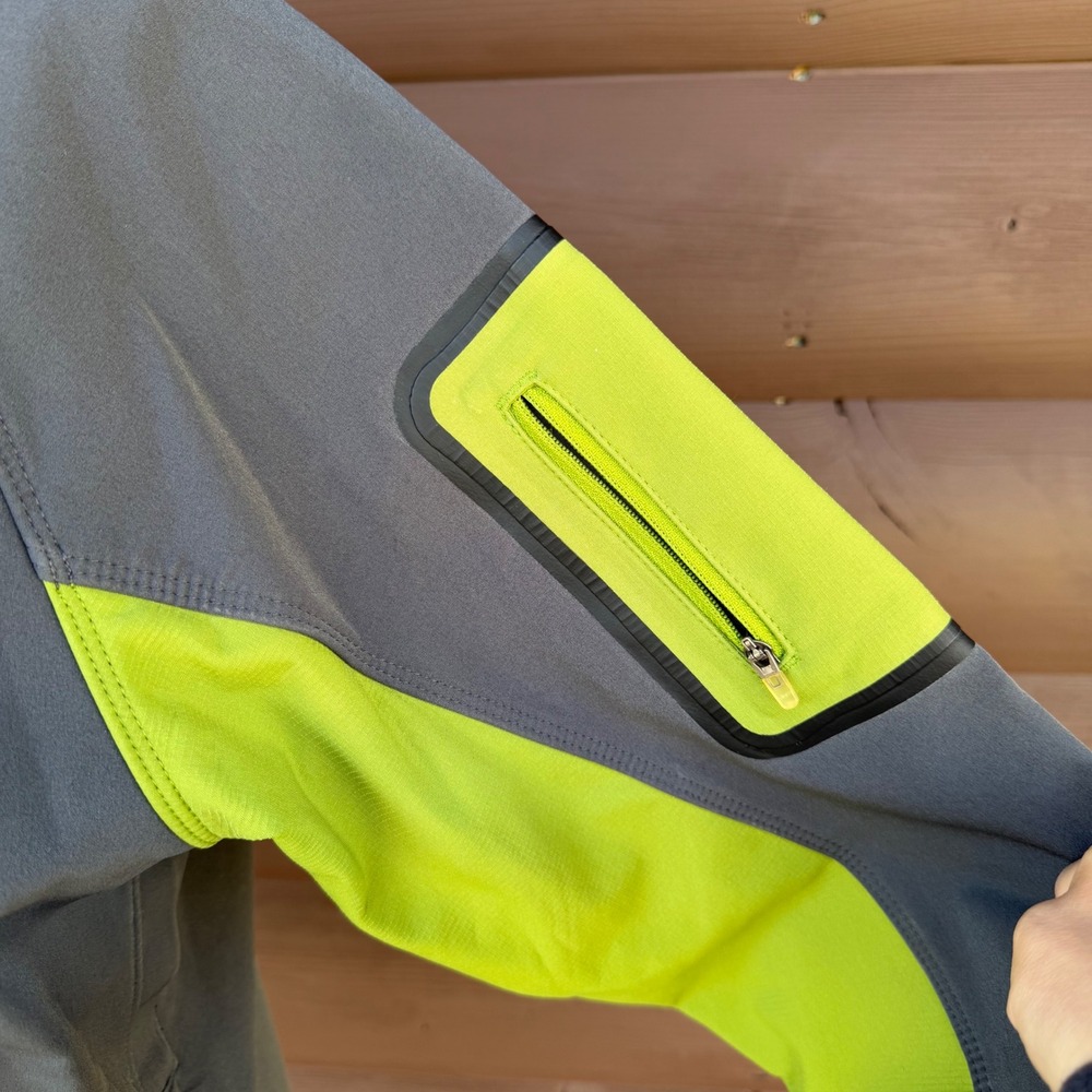 L.L. Bean Softshell Jacket Womens Medium Lime Green Gray Full Zip Outdoor Coat - Picture 3 of 6